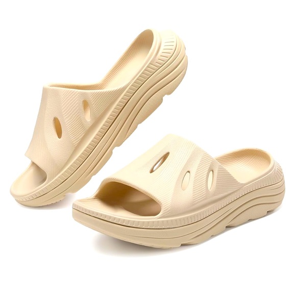 🆕 Recovery Slides / Sandals Size 10 Women / 8 Men’s in Beige Comfy - Picture 1 of 15